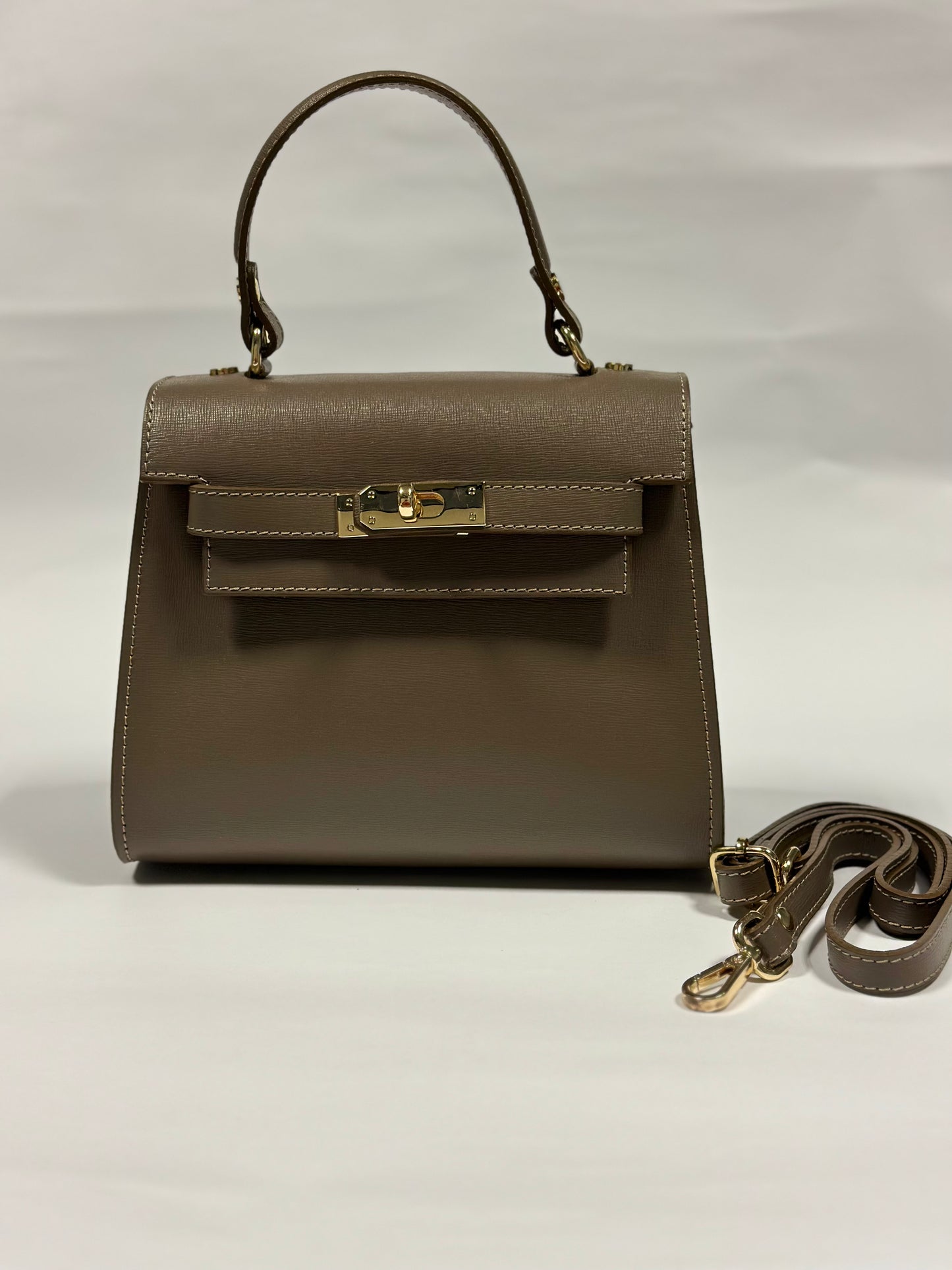Nicla in Vera Pelle