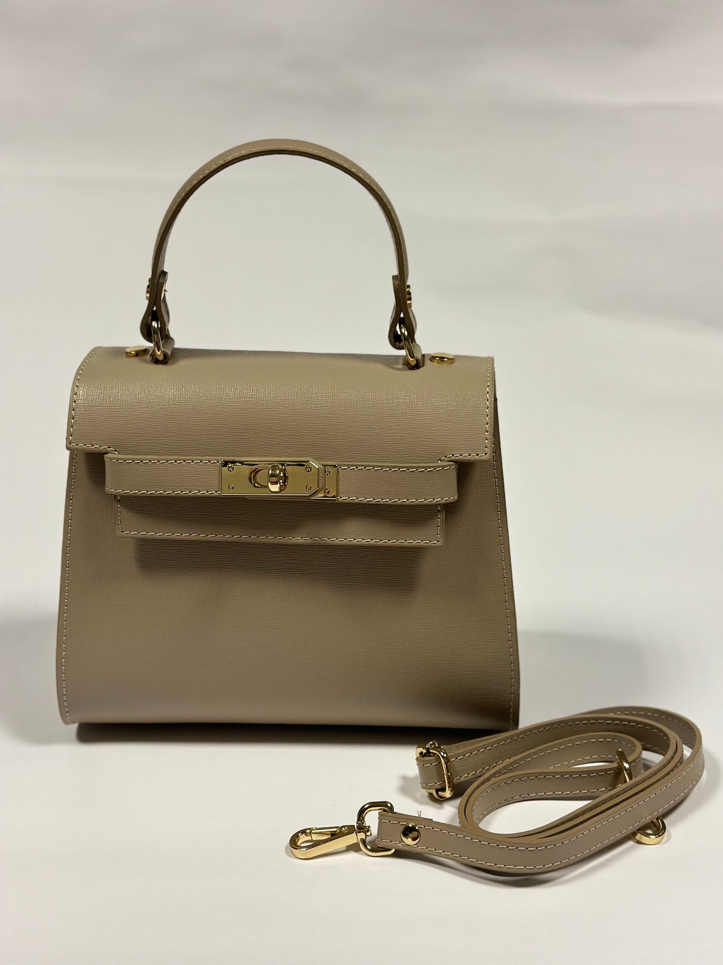 Nicla in Vera Pelle