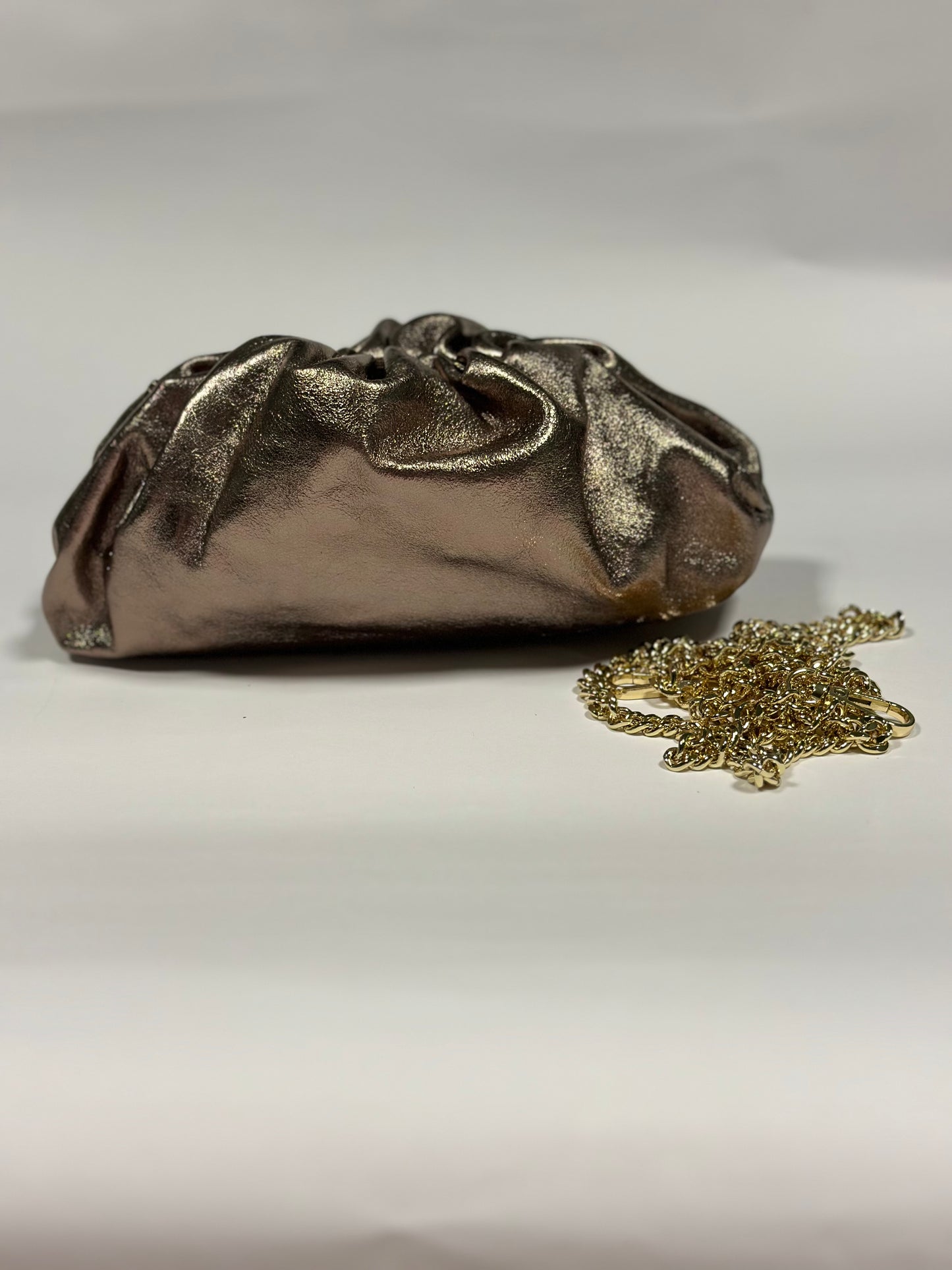 Minerva in Vera Pelle